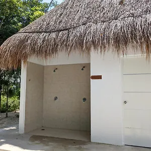 Apartment 2-bedroom By The Jungle W/ Swimming Pool, Puerto Morelos