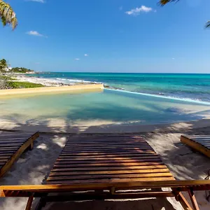 Apartment Angelina 28 Beachfront And Family - Modern And Relaxing Long - 20 Min From Cancun Airport, Puerto Morelos